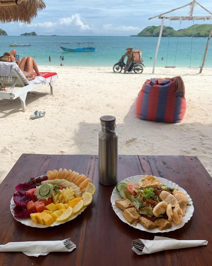 فندق Turtle House Lombok Kuta  المظهر الخارجي الصورة